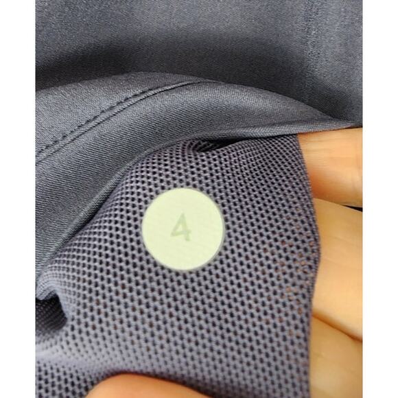 Lululemon Noir Short Cadet Blue Mesh‎ Pocket Shorts Dark Blue Purple Size 4 - Picture 12 of 12